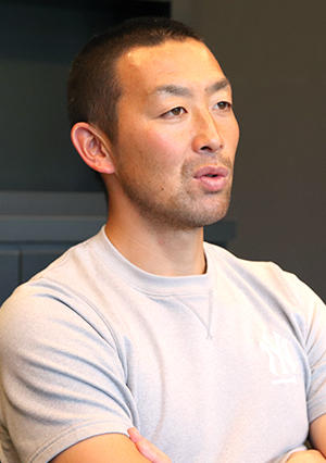 田村雄三監督