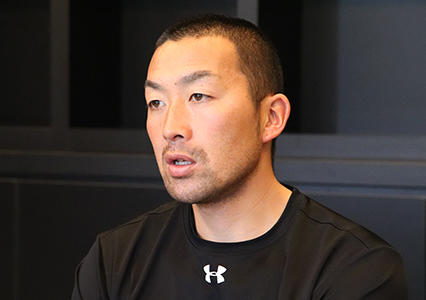 田村 雄三 監督